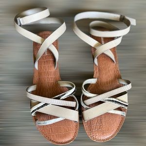 Gianni Bini Beige/Silver/Zebra Print Strappy Ankle Strappy Sandals